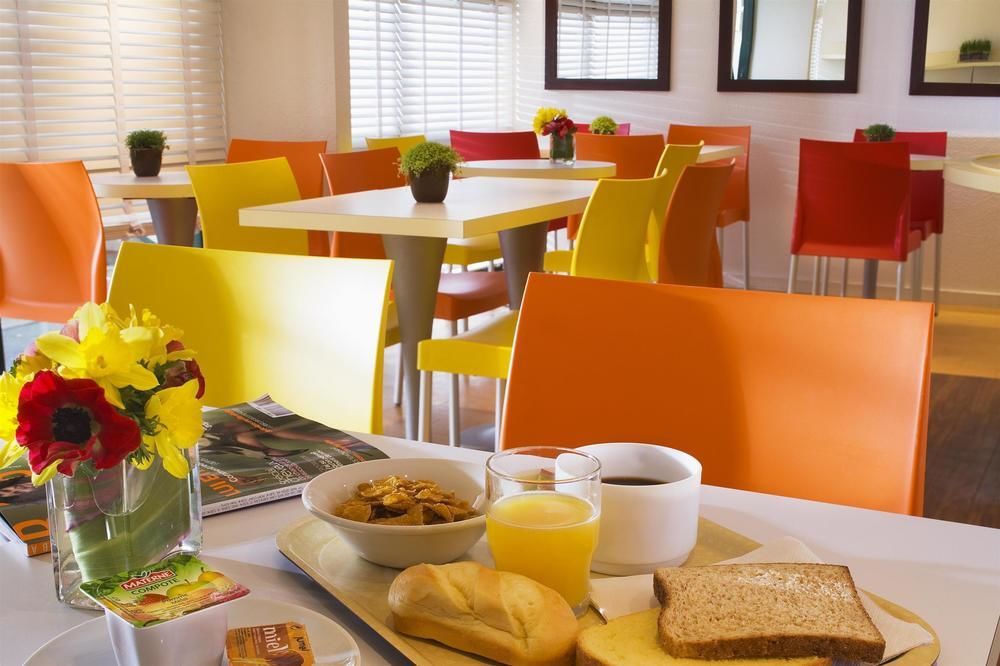 B&B Hotel Cholet Nord Экстерьер фото